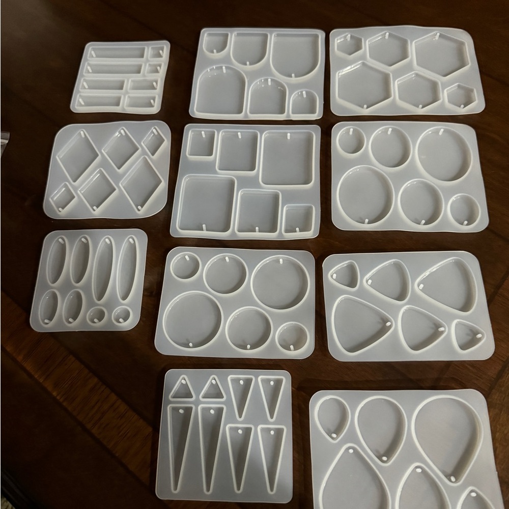 Resin Earring Making Bundle-Molds, Findings, Glitter